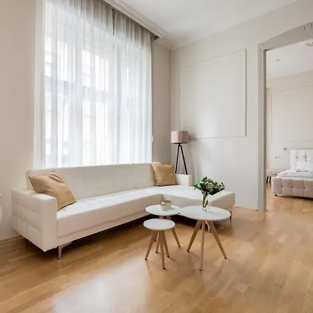Luxury And Style Grand